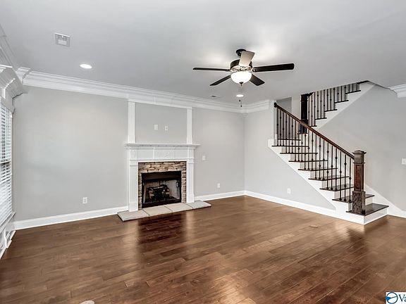 4th image of 22 Tall Oak Blvd