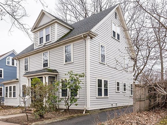 2nd image of 70 Larchwood Dr