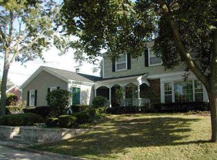 401 S Jackson St, Hinsdale, IL 60521