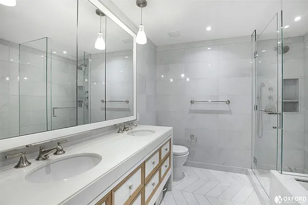 Sold by Oxford Property Group | media 6