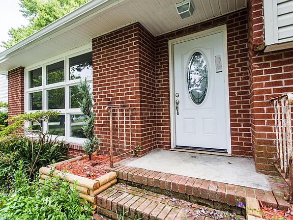 2nd image of 22 Macirvin Dr