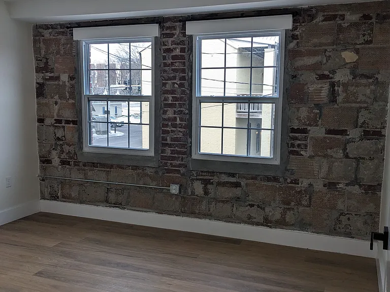 120 N Sprigg St #3 — Photo 3