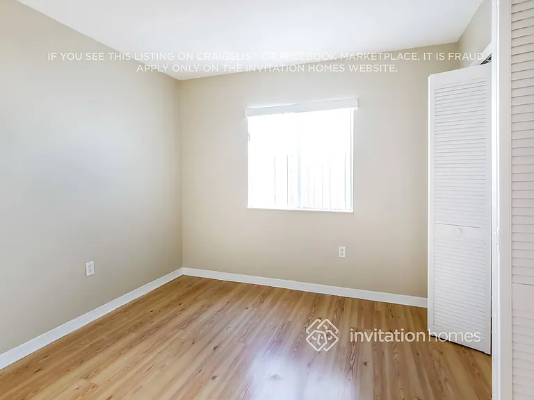 18015 SW 154th Pl — Photo 10