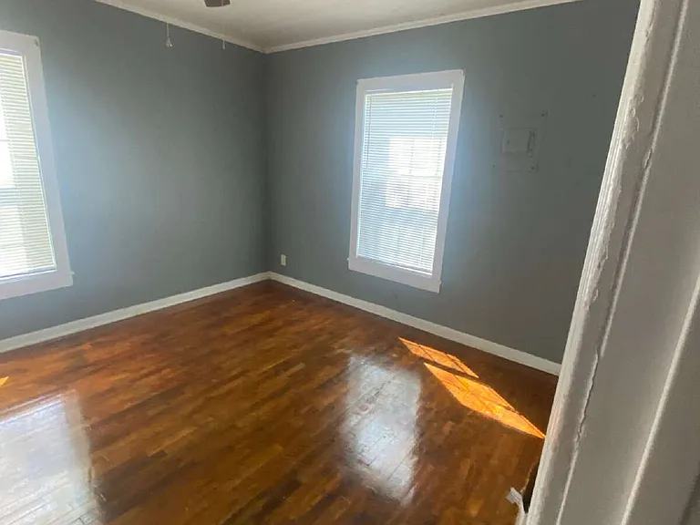 2310 W 25th Ave — Photo 8