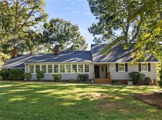 719 Quarterstaff Rd, Winston Salem, NC 27104
