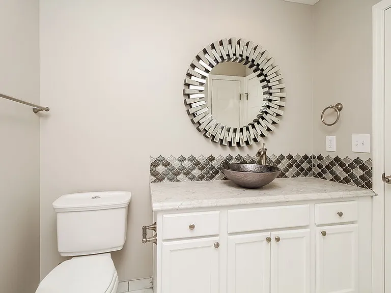 913 Birchmill Point S — Photo 15