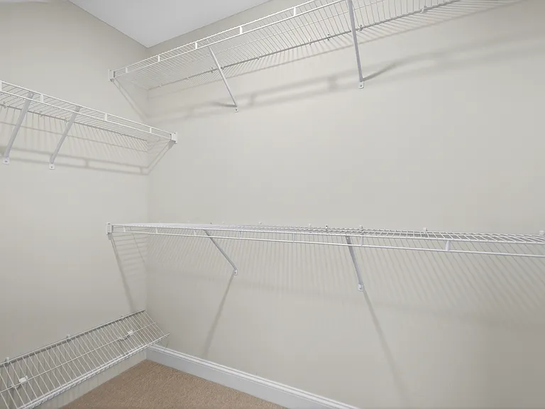 100 Centennial Ct — Photo 3