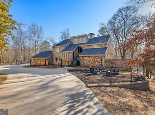 3680 Lamplighter Cove Rd, Gainesville, GA 30504