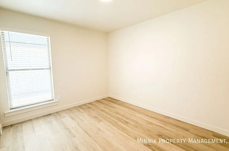 1208 Cottonwood Ave — Photo 15