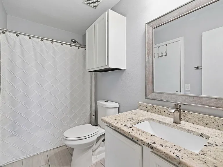 1414 Strickland Dr — Photo 17