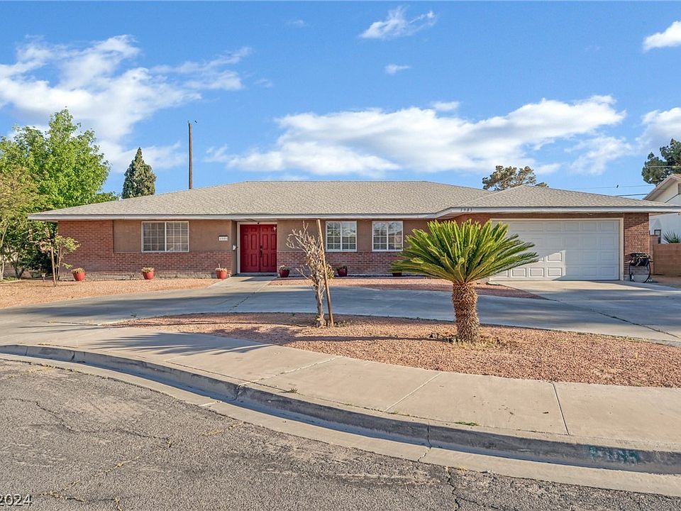 1st image of 1985 University Cir