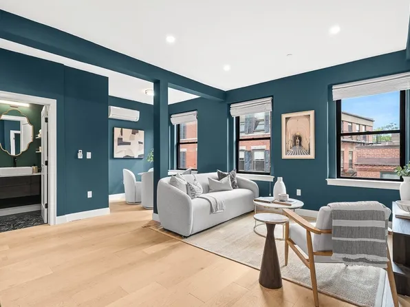 166 Salem St APT 8, Boston, MA 02113