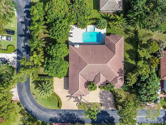 2nd image of 17055 SW 82nd Ct