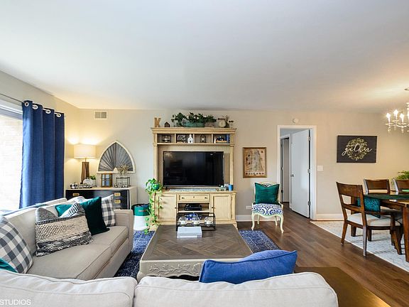 5th image of 1454 Ashland Ave APT 602