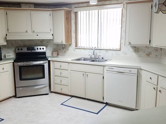 4th image of 4471 Sailboat Ave