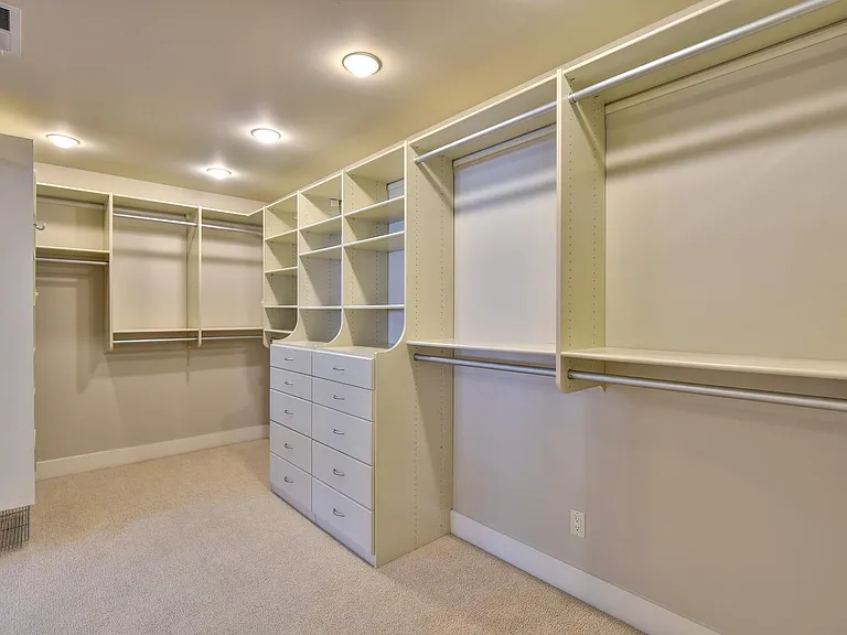 1190 Willow Glen Way — Photo 22