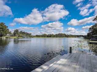 1099 Lake Asbury Dr, Green Cove Springs, FL 32043