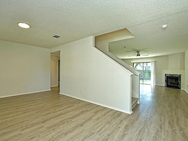 1201 Pike Path — Photo 5