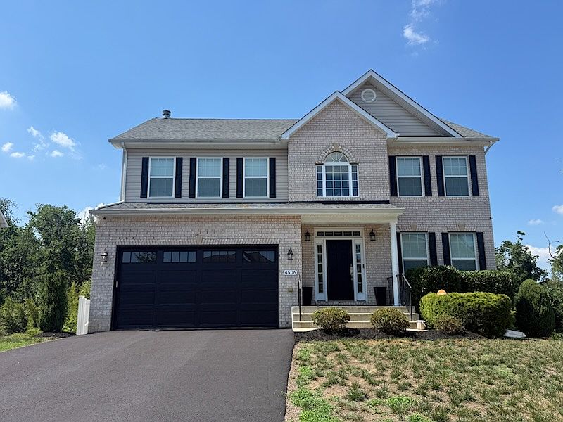 1st image of 4506 Wycliffe Ln