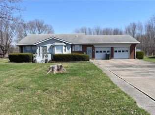 10038 N 850 W, Fairland, IN