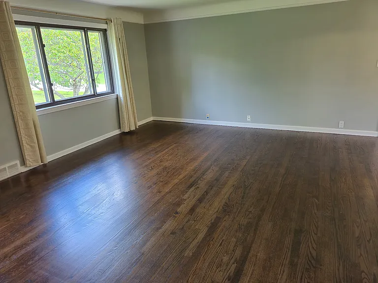 10842 W 130th St #1 — Photo 8