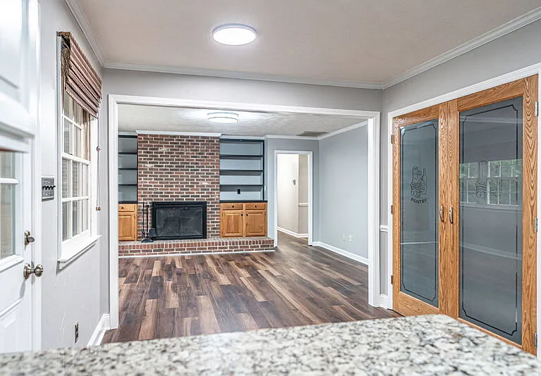 120 Fox Hunt Ln — Photo 11