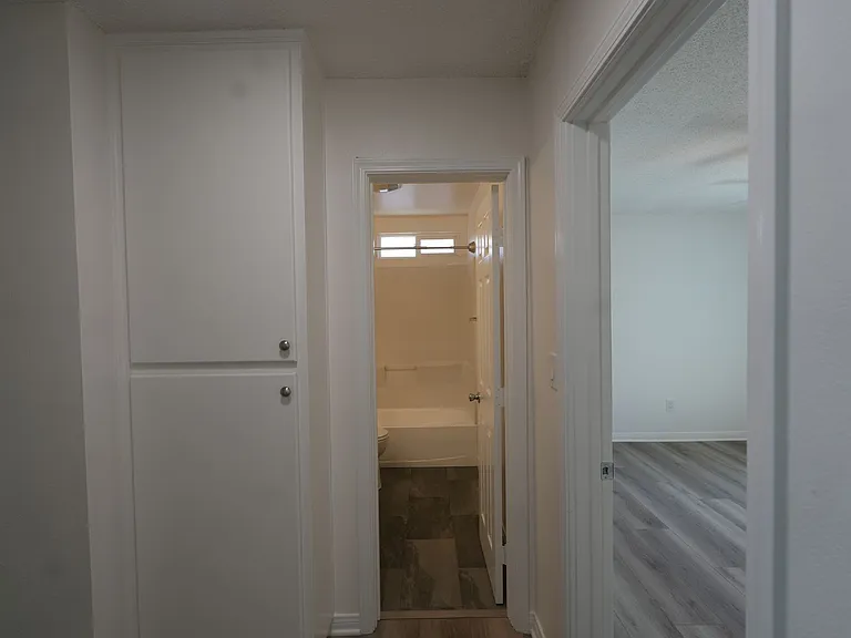 5157-5205 1/2 Santa Ana St — Photo 14