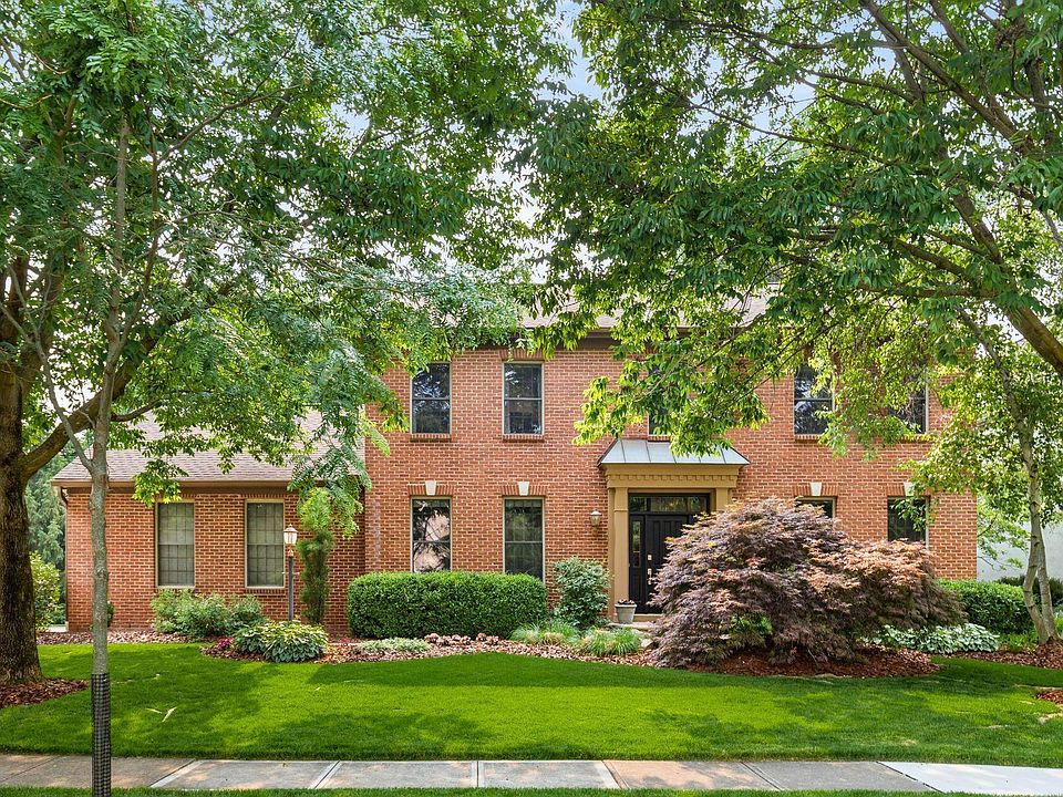 1st image of 7663 Forest Knoll Dr
