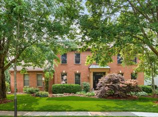 7663 Forest Knoll Dr, Dublin, OH 43017