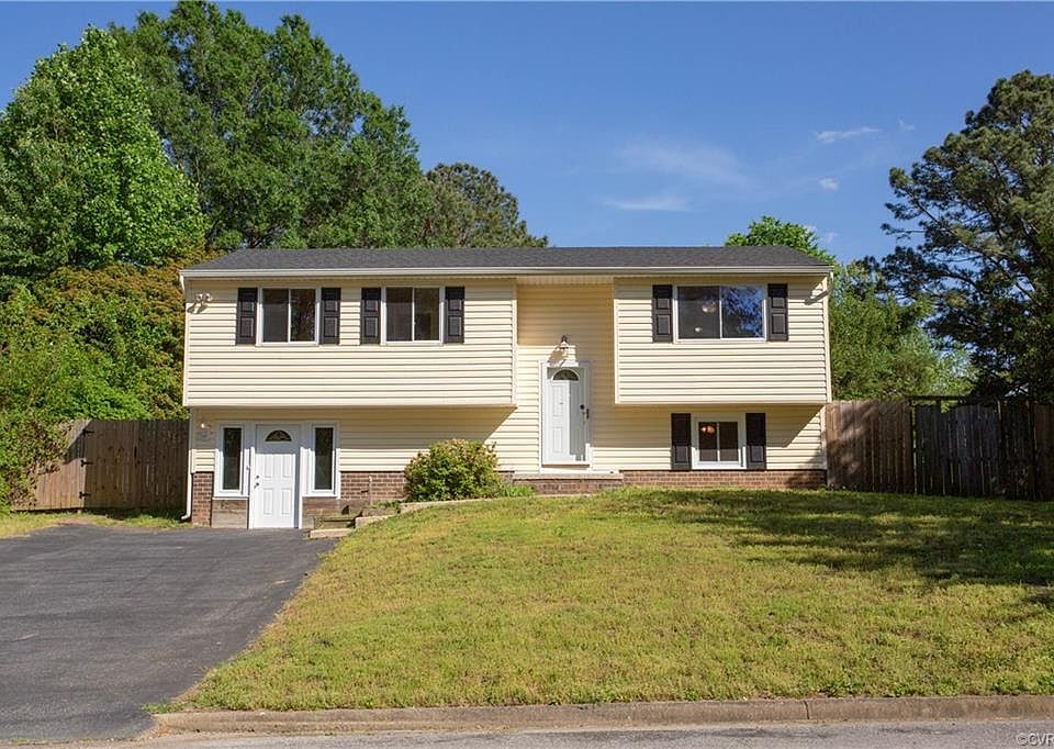 1st image of 1009 Arch Hill Dr