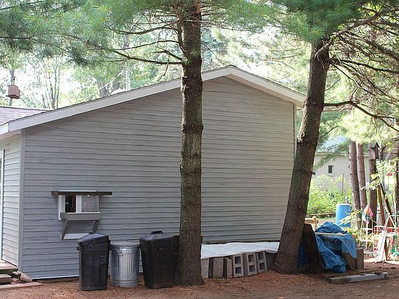 Side of cabin