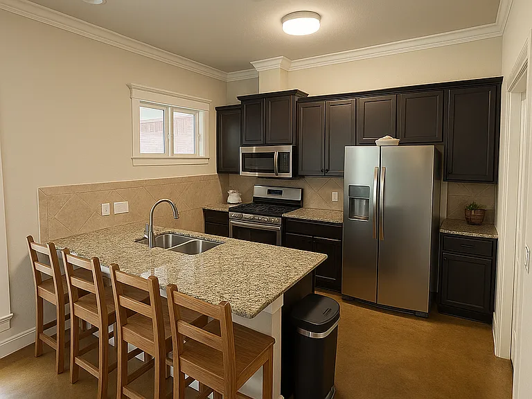 4420 Red River St #B — Photo 3