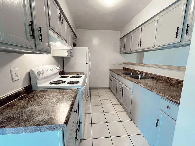 1753 Mast Dr — Photo 11