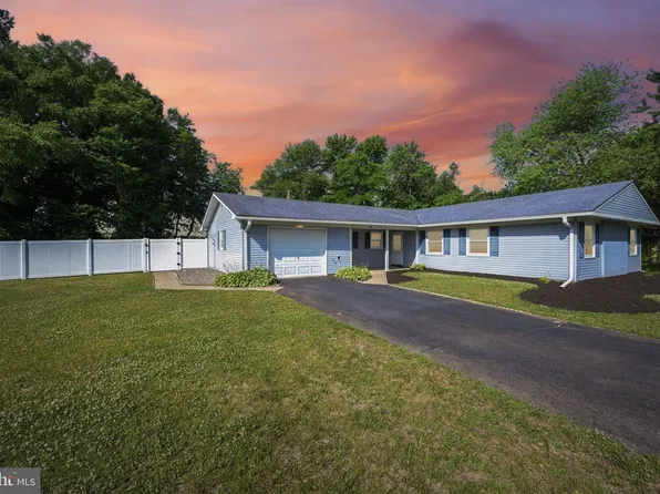 46 Trinity Turn, Willingboro, NJ 08046