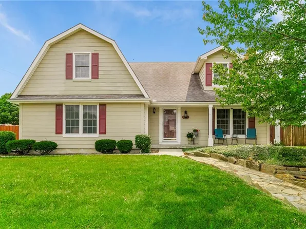 8411 Spring Valley Rd, Belton, MO 64012