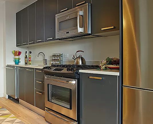 4th image of 4550 Pearson St APT 14F