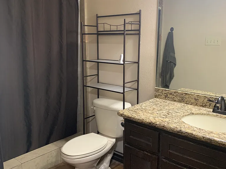 3129 Rosco — Photo 11