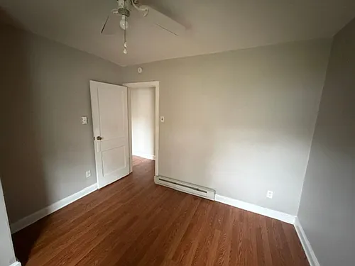 3 Linn St Photo 1