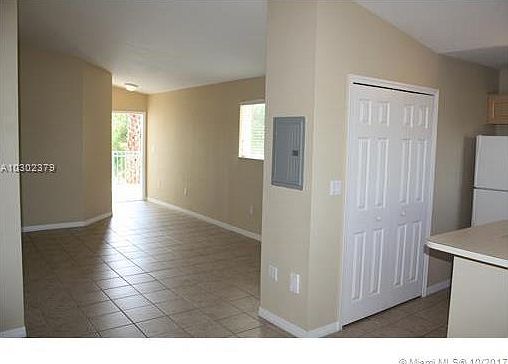 4th image of 2701 SE 12th Pl Unit 106