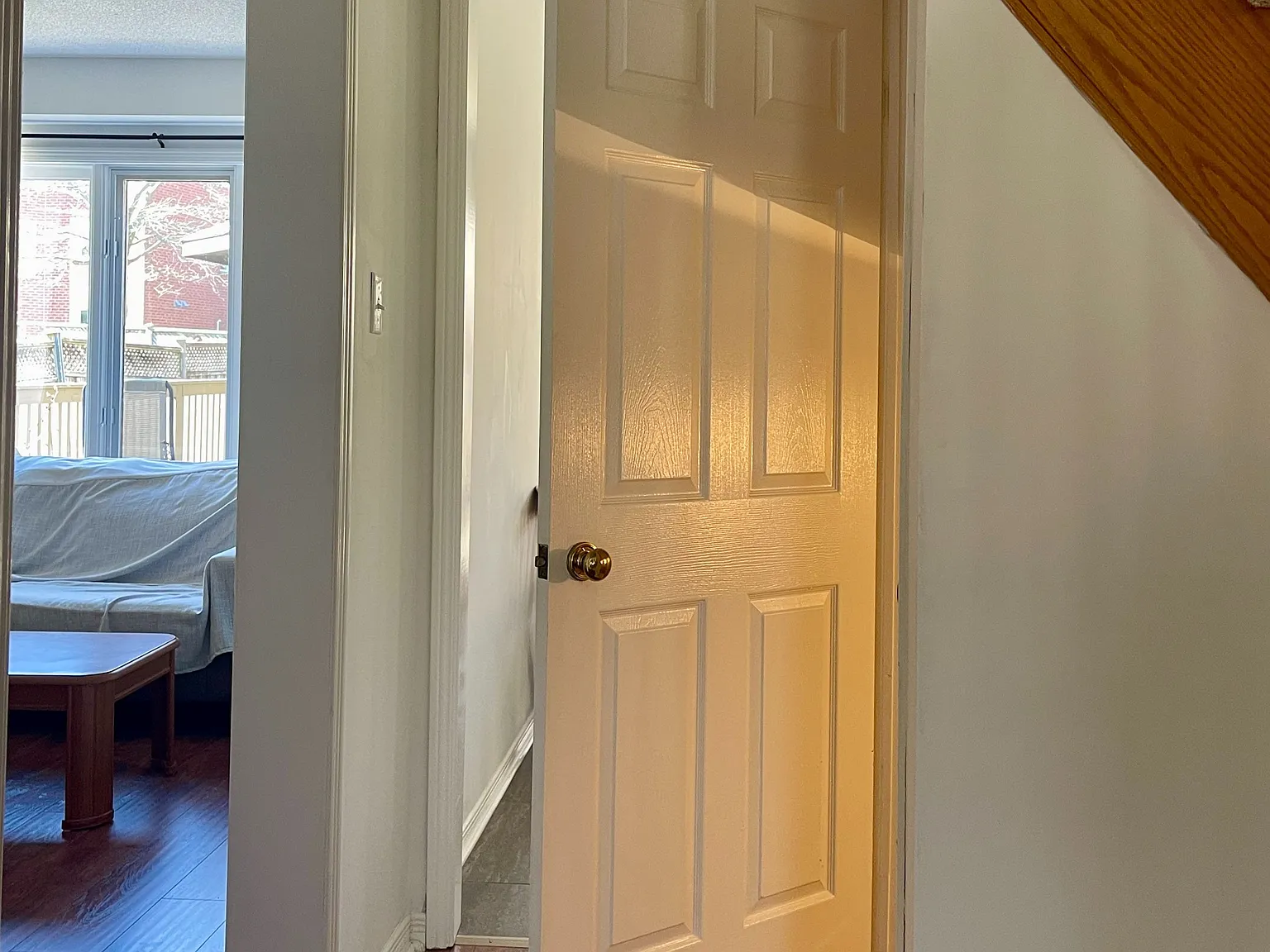 Studio, $1,350 — Photo 4