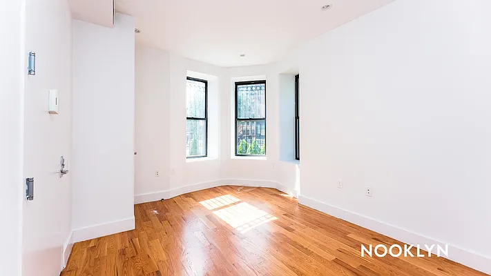 Rented by Nooklyn NYC LLC | media 5