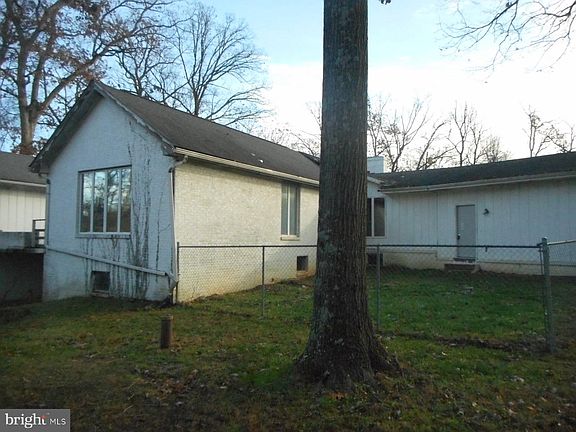 4th image of 110 Campfield Ln