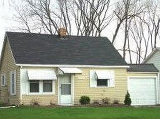 1695 Badger St, Green Bay, WI 54303