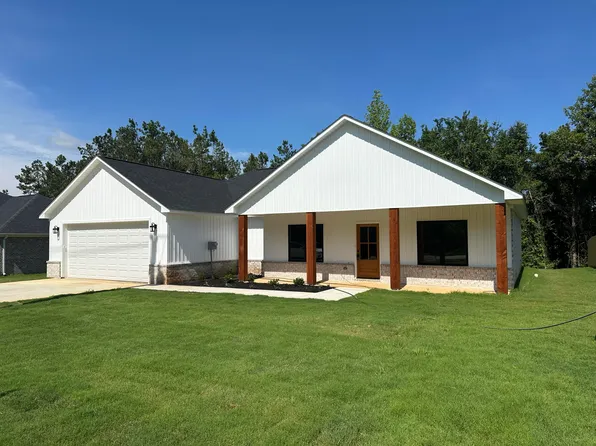 369 S Liberty St, Pontotoc, MS 38863
