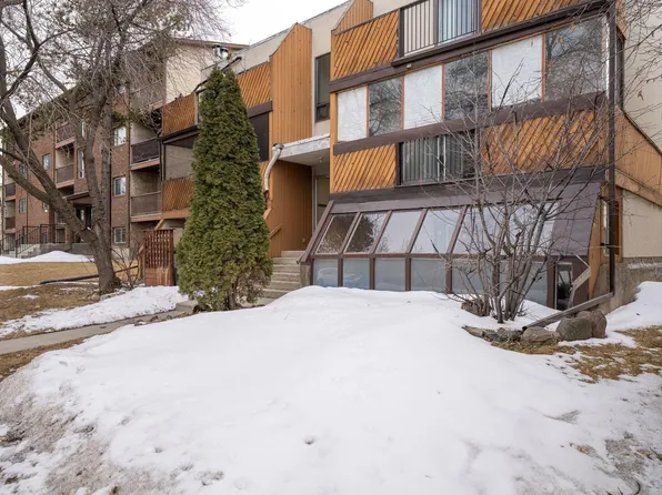 9140 149th St NW #2, Edmonton, AB T5R 1C2