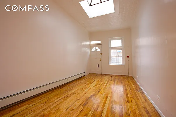 Rented by Compass | media 13