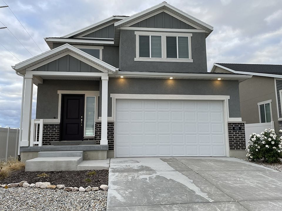 1st image of 405 W Domain Ln