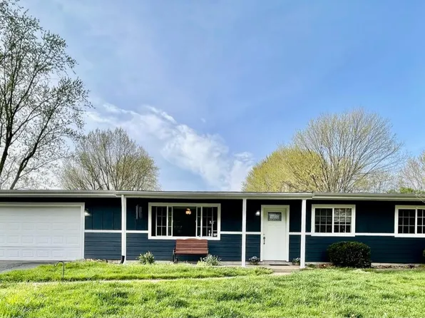 579 Fargo Rd, Westville, IN 46391