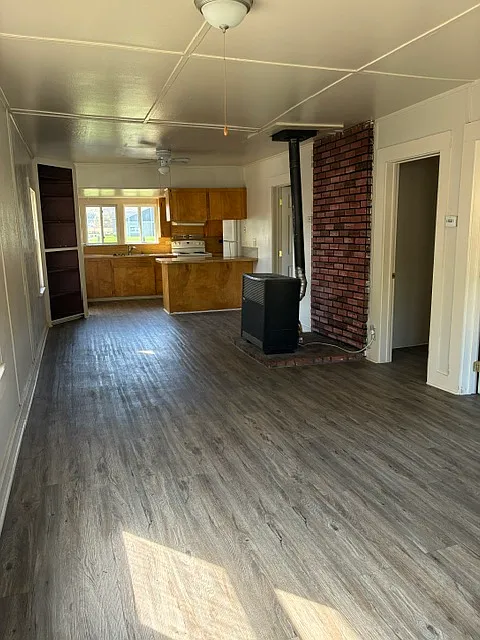 2 bed, 880 sqft, $1,100 — Photo 2