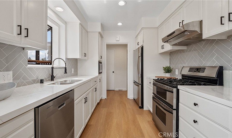 1st image of 1145 N Greenpark Ave